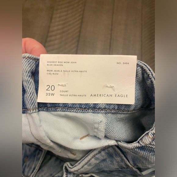 American Eagle highest rise mom jean - Picture 3 of 7